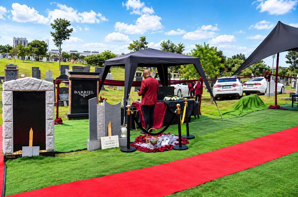 GNC Funeral Parlour graveside and burial arrangements
